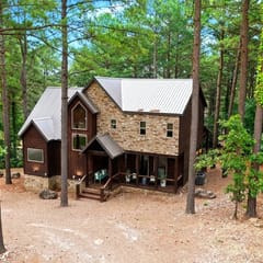 Sparrows Nest|4Bd|Hot Tub|Playset
