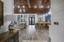 Brand New! APs Landing|Sleeps 15