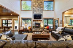 Lazy Dog Lodge| 6B/6.5BA|Outdoor Living|Firepit|Ho