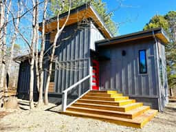 Soho Loft- Swimming Pool & Clubhouse on 36-acre re