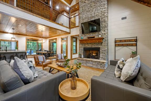Forest Home|5B/5.5BA|Hot tub|Game Room|Playset