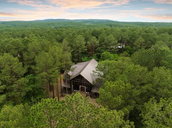 Grand Adventure|Sleeps 30|HotTub|PlaysetOutdoor Ki