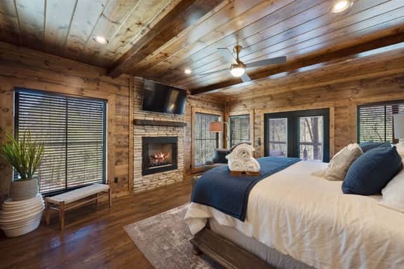Grand Oasis|Creekside|Outdoor Kitchen|2 Game Rooms