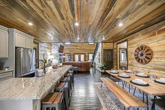 Greyhawk Pines|Sleeps16|HotTub|Arcade|Shuffleboard