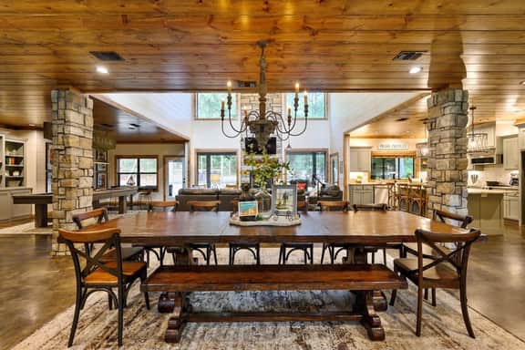 Lazy Dog Lodge| 6B/6.5BA|Outdoor Living|Firepit|Ho
