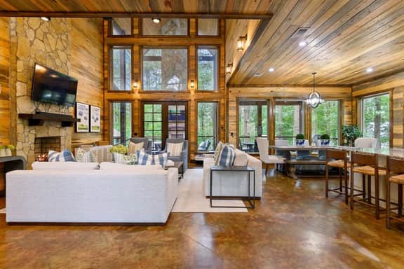 Sparrows Nest|4Bd|Hot Tub|Playset