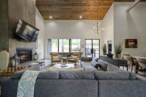 The Enclave|4 BD|Sleeps 16