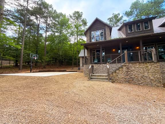 Forest Home|5B/5.5BA|Hot Tub|Basketball Court