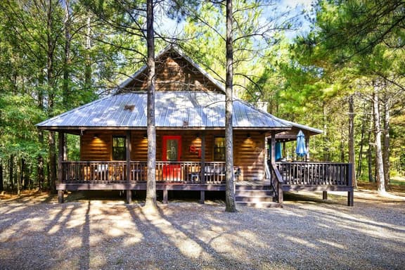 Shear Pleasure|Romantic|Farmhouse Style