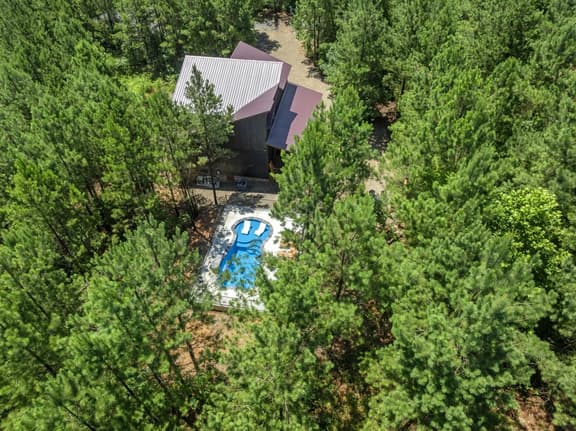 Camp Canoe| Swimming Pool|Sleeps 11
